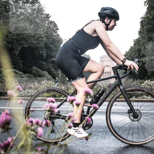 13.09.2026 - Stadtparktriathlon H.Heesch http://msf.ph/oto/10272187 13.09.2026 10:36:51 Radfahren 382, 434, 488, 528 meine-sportfotos.de