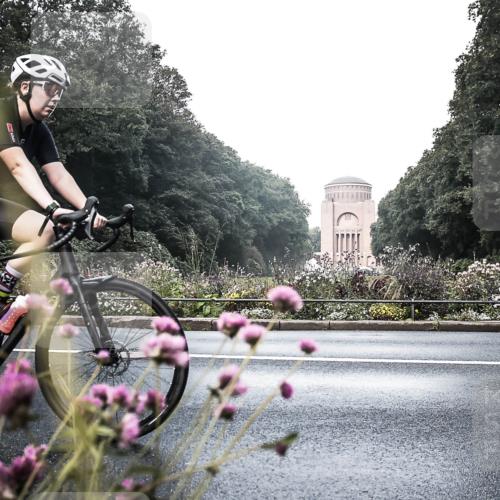 13.09.2026 - Stadtparktriathlon H.Heesch http://msf.ph/oto/10272191 13.09.2026 10:36:55 Radfahren 346, 382, 439, 575 meine-sportfotos.de