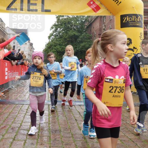 13.09.2026 - Kiel Lauf Yannick Fuchs http://msf.ph/oto/10272198 13.09.2026 08:34:53 Ziel 530, 729, 1010, 1104, 1105, 1918, 2641, 2643, 4989, 5042, 5416, 5579, 5922, 6335, 6503, 6505, 6595, 7348, 7382, 8339, 8358, 8499, 8509, 8528, 8971, 9179, 9686, 9881, 10857, 11110, 11150, 11158, 11183, 12033, 12141, 12352, 12489, 12538, 126, 138, 720, 831, 1623, 1624, 2108, 2276, 2612, 2622, 2641, 2740, 3023, 3058, 3118, 3277, 3380, 3953, 4016, 4417, 4584, 5022, 5099, 5625, 5897, 6111, 6369, 7042, 7408, 7957, 8226, 8333, 8423, 8836, 8930, 8983, 9047, 12100, 9211 meine-sportfotos.de