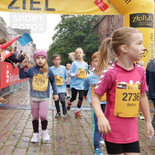13.09.2026 - Kiel Lauf Yannick Fuchs http://msf.ph/oto/10272204 13.09.2026 08:34:53 Ziel 530, 729, 1010, 1104, 1105, 1918, 2641, 2643, 4989, 5042, 5416, 5579, 5922, 6335, 6503, 6505, 6595, 7348, 7382, 8339, 8358, 8499, 8509, 8528, 8971, 9179, 9686, 9881, 10857, 11110, 11150, 11158, 11183, 12033, 12141, 12352, 12489, 12538, 126, 138, 720, 831, 1623, 1624, 2108, 2276, 2612, 2622, 2641, 2740, 3023, 3058, 3118, 3277, 3380, 3953, 4016, 4417, 4584, 5022, 5099, 5625, 5897, 6111, 6369, 7042, 7408, 7957, 8226, 8333, 8423, 8836, 8930, 8983, 9047, 12100, 9211 meine-sportfotos.de