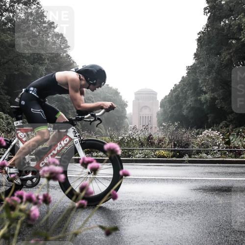 13.09.2026 - Stadtparktriathlon H.Heesch http://msf.ph/oto/10272213 13.09.2026 09:08:55 Radfahren 24, 29, 39, 164 meine-sportfotos.de