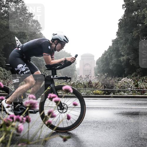 13.09.2026 - Stadtparktriathlon H.Heesch http://msf.ph/oto/10272222 13.09.2026 09:08:56 Radfahren 24, 29, 39, 156, 164 meine-sportfotos.de
