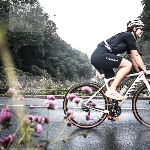 13.09.2026 - Stadtparktriathlon H.Heesch http://msf.ph/oto/10272236 13.09.2026 10:37:18 Radfahren 385, 394, 398, 452, 460, 499, 536, 568 meine-sportfotos.de