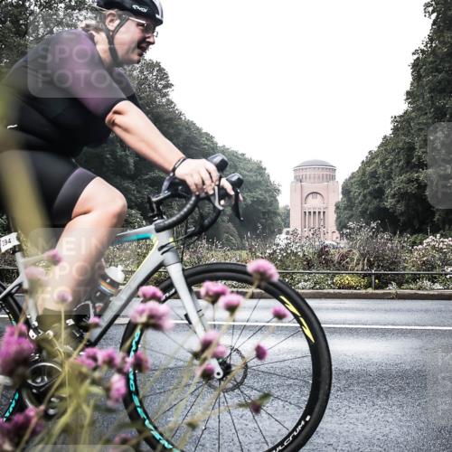 13.09.2026 - Stadtparktriathlon H.Heesch http://msf.ph/oto/10272240 13.09.2026 10:37:19 Radfahren 385, 394, 398, 419, 452, 460, 499, 536, 568, 582 meine-sportfotos.de