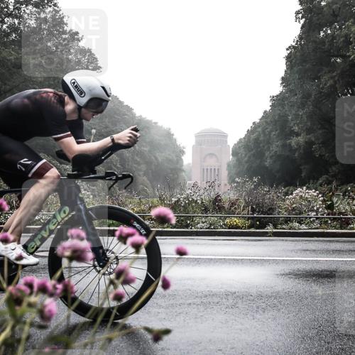 13.09.2026 - Stadtparktriathlon H.Heesch http://msf.ph/oto/10272248 13.09.2026 09:09:07 Radfahren 54, 57, 162, 168, 194, 207 meine-sportfotos.de