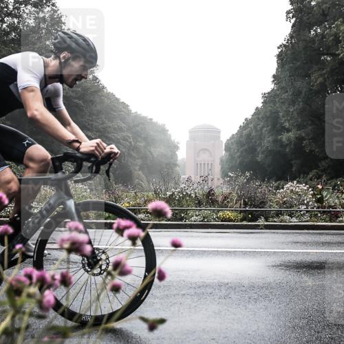 13.09.2026 - Stadtparktriathlon H.Heesch http://msf.ph/oto/10272260 13.09.2026 09:09:21 Radfahren 19, 189 meine-sportfotos.de