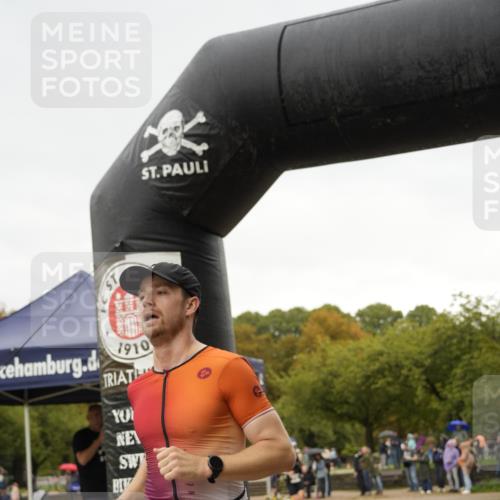 13.09.2026 - Stadtparktriathlon Patografie http://msf.ph/oto/10272271 13.09.2026 12:36:29 Ziel 712, 859, 877 meine-sportfotos.de