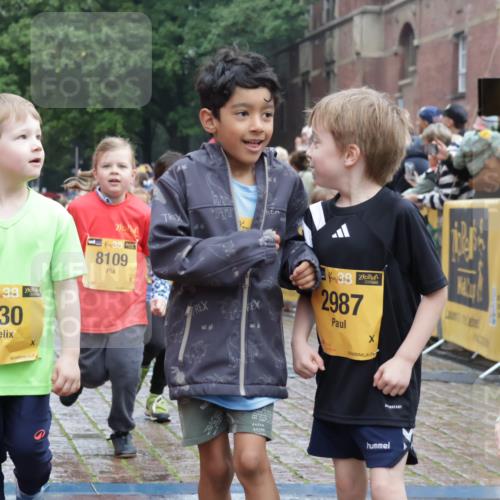 13.09.2026 - Kiel Lauf Yannick Fuchs http://msf.ph/oto/10272275 13.09.2026 08:34:57 Ziel 530, 717, 729, 756, 809, 1010, 1105, 1116, 1269, 1918, 2005, 2643, 2736, 2774, 4696, 4989, 5042, 5416, 6247, 6335, 6503, 6505, 6595, 8339, 8358, 8499, 8509, 8971, 9686, 9756, 10857, 11110, 11158, 11183, 11315, 11843, 12033, 12141, 12352, 12400, 12489, 12538, 126, 138, 831, 1104, 1105, 1623, 1624, 2108, 2276, 2612, 2622, 2641, 3023, 3058, 3118, 3277, 3380, 3953, 4584, 5022, 5579, 5625, 5897, 5922, 6111, 6335, 6369, 7042, 7348, 7408, 7957, 8226, 8423, 8836, 8930, 8983, 9047 meine-sportfotos.de
