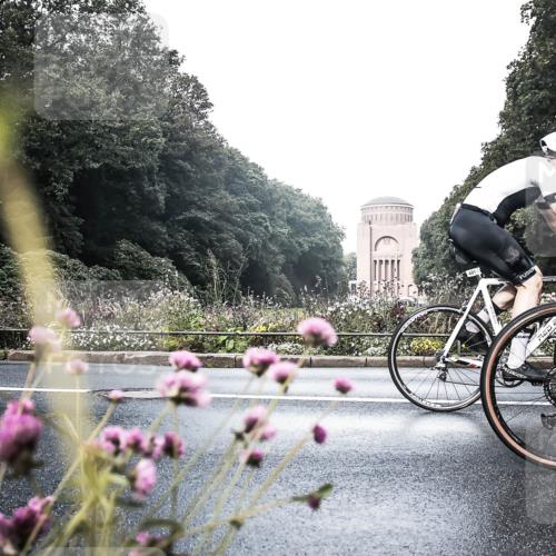 13.09.2026 - Stadtparktriathlon H.Heesch http://msf.ph/oto/10272312 13.09.2026 10:37:52 Radfahren 376, 420, 449, 484, 491, 504, 518, 527 meine-sportfotos.de