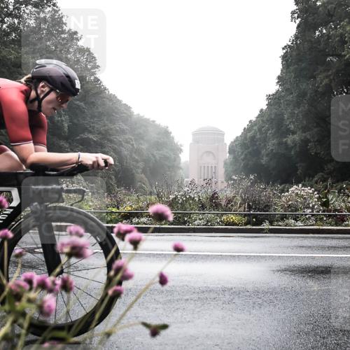 13.09.2026 - Stadtparktriathlon H.Heesch http://msf.ph/oto/10272327 13.09.2026 09:09:52 Radfahren 122, 166 meine-sportfotos.de