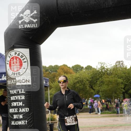 13.09.2026 - Stadtparktriathlon Patografie http://msf.ph/oto/10272365 13.09.2026 12:37:18 Ziel 802 meine-sportfotos.de
