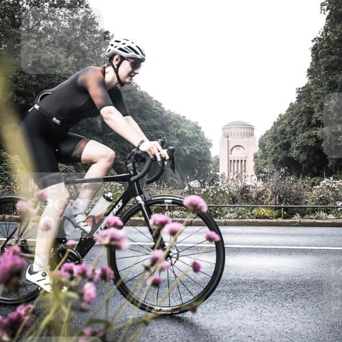 13.09.2026 - Stadtparktriathlon H.Heesch http://msf.ph/oto/10272368 13.09.2026 10:38:18 Radfahren 353, 358, 392, 410, 464, 490 meine-sportfotos.de