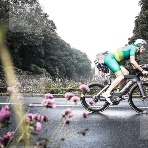 13.09.2026 - Stadtparktriathlon H.Heesch http://msf.ph/oto/10272400 13.09.2026 10:38:52 Radfahren 462, 486, 523, 543, 550 meine-sportfotos.de
