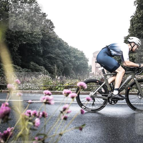 13.09.2026 - Stadtparktriathlon H.Heesch http://msf.ph/oto/10272405 13.09.2026 10:38:54 Radfahren 462, 486, 523, 543, 550 meine-sportfotos.de