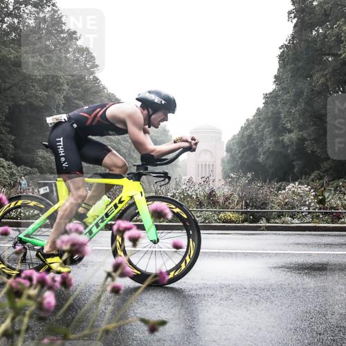 13.09.2026 - Stadtparktriathlon H.Heesch http://msf.ph/oto/10272413 13.09.2026 09:10:55 Radfahren 14, 74, 167 meine-sportfotos.de