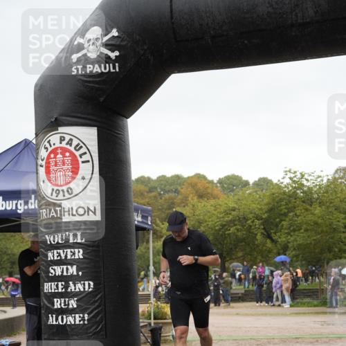 13.09.2026 - Stadtparktriathlon Patografie http://msf.ph/oto/10272430 13.09.2026 12:37:59 Ziel 916 meine-sportfotos.de