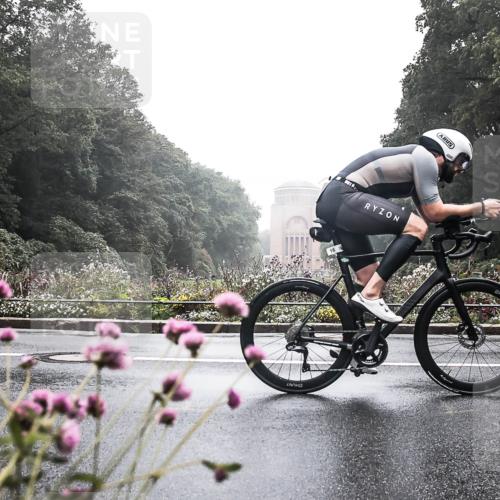 13.09.2026 - Stadtparktriathlon H.Heesch http://msf.ph/oto/10272439 13.09.2026 09:11:11 Radfahren 16, 58, 116, 152 meine-sportfotos.de