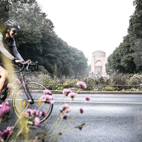 13.09.2026 - Stadtparktriathlon H.Heesch http://msf.ph/oto/10272455 13.09.2026 10:39:27 Radfahren 386, 413, 423, 470, 522 meine-sportfotos.de