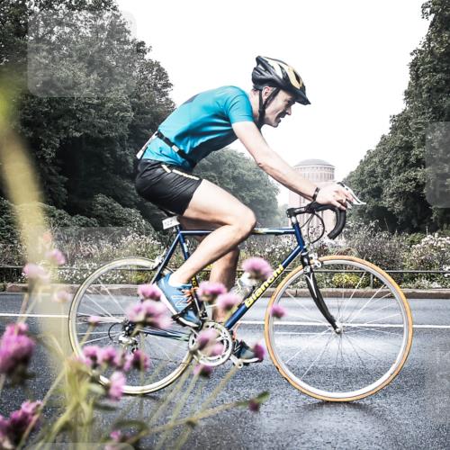 13.09.2026 - Stadtparktriathlon H.Heesch http://msf.ph/oto/10272465 13.09.2026 10:39:29 Radfahren 386, 413, 468, 470, 522 meine-sportfotos.de