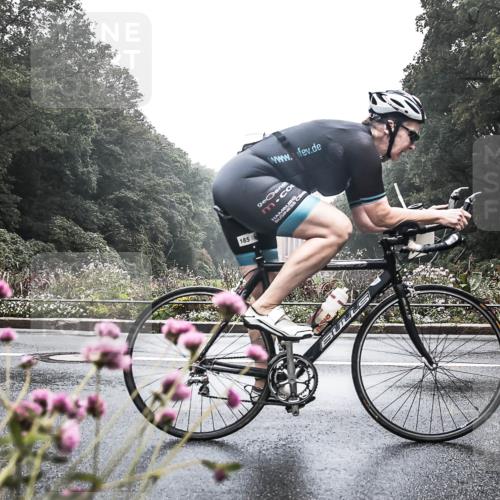 13.09.2026 - Stadtparktriathlon H.Heesch http://msf.ph/oto/10272466 13.09.2026 09:11:23 Radfahren 12, 26, 46, 119, 139, 145, 185 meine-sportfotos.de