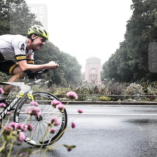 13.09.2026 - Stadtparktriathlon H.Heesch http://msf.ph/oto/10272498 13.09.2026 09:11:42 Radfahren 44, 63, 91, 134 meine-sportfotos.de