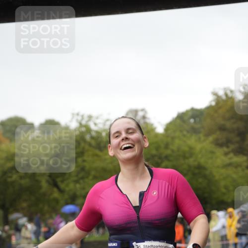 13.09.2026 - Stadtparktriathlon Patografie http://msf.ph/oto/10272525 13.09.2026 12:38:49 Ziel 731, 786 meine-sportfotos.de