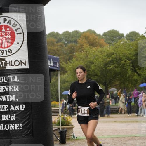 13.09.2026 - Stadtparktriathlon Patografie http://msf.ph/oto/10272530 13.09.2026 12:38:57 Ziel 786 meine-sportfotos.de