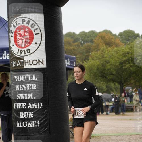 13.09.2026 - Stadtparktriathlon Patografie http://msf.ph/oto/10272535 13.09.2026 12:38:57 Ziel 786 meine-sportfotos.de