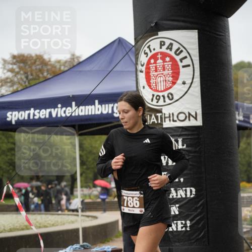 13.09.2026 - Stadtparktriathlon Patografie http://msf.ph/oto/10272539 13.09.2026 12:38:58 Ziel 786 meine-sportfotos.de