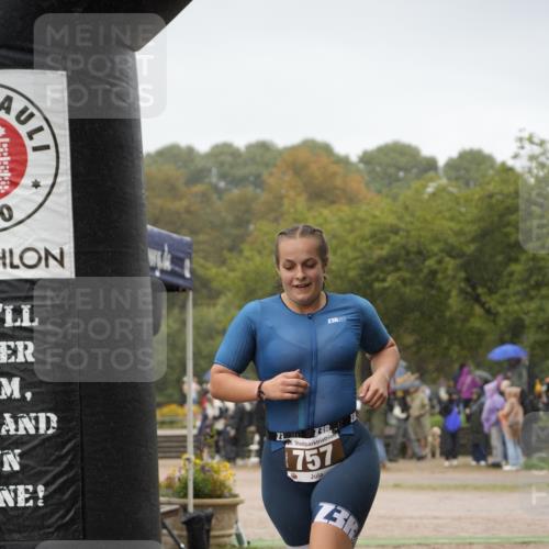 13.09.2026 - Stadtparktriathlon Patografie http://msf.ph/oto/10272550 13.09.2026 12:39:10 Ziel 757 meine-sportfotos.de