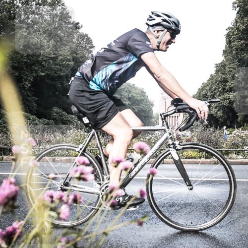 13.09.2026 - Stadtparktriathlon H.Heesch http://msf.ph/oto/10272552 13.09.2026 10:40:35 Radfahren 404, 512 meine-sportfotos.de