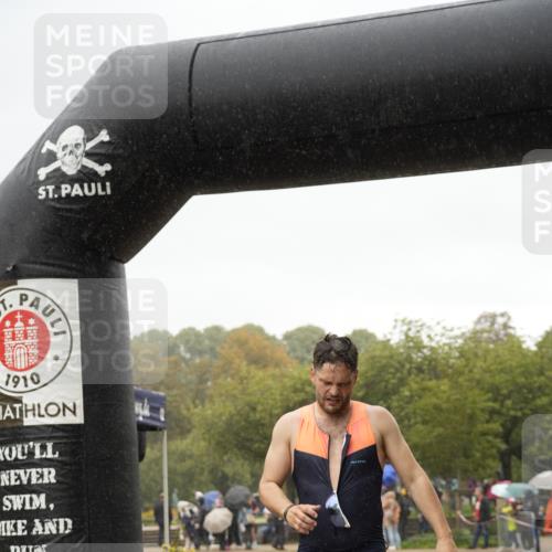 13.09.2026 - Stadtparktriathlon Patografie http://msf.ph/oto/10272573 13.09.2026 12:39:29 Ziel 906 meine-sportfotos.de