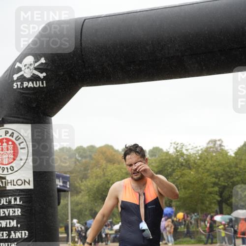 13.09.2026 - Stadtparktriathlon Patografie http://msf.ph/oto/10272578 13.09.2026 12:39:29 Ziel 906 meine-sportfotos.de