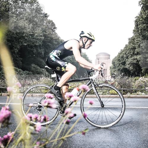 13.09.2026 - Stadtparktriathlon H.Heesch http://msf.ph/oto/10272579 13.09.2026 10:41:01 Radfahren 476, 560 meine-sportfotos.de