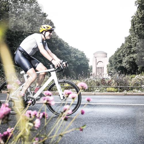 13.09.2026 - Stadtparktriathlon H.Heesch http://msf.ph/oto/10272597 13.09.2026 10:41:21 Radfahren 366, 401, 503, 531 meine-sportfotos.de