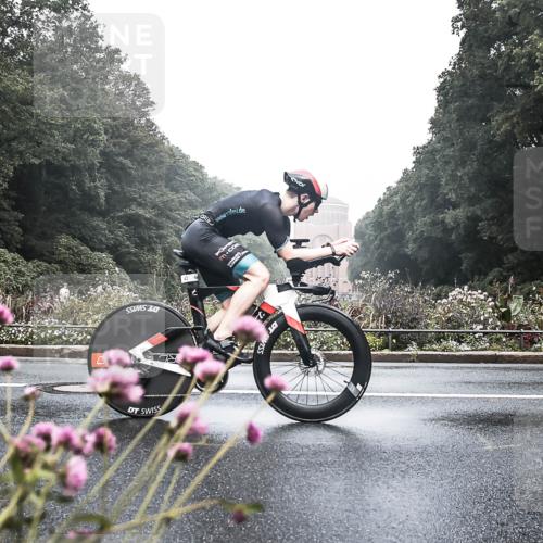 13.09.2026 - Stadtparktriathlon H.Heesch http://msf.ph/oto/10272602 13.09.2026 09:12:54 Radfahren 25, 43, 96, 121, 171 meine-sportfotos.de