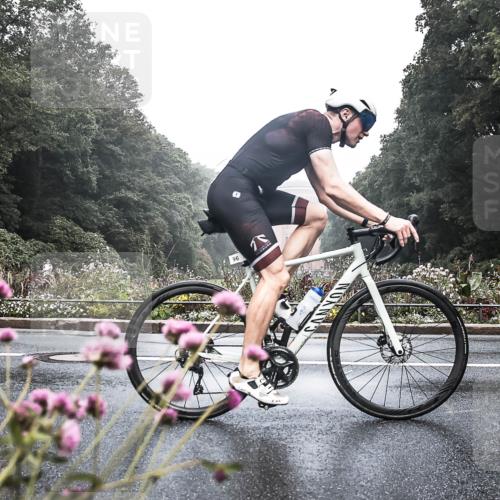 13.09.2026 - Stadtparktriathlon H.Heesch http://msf.ph/oto/10272615 13.09.2026 09:12:56 Radfahren 43, 96, 121, 171, 175 meine-sportfotos.de
