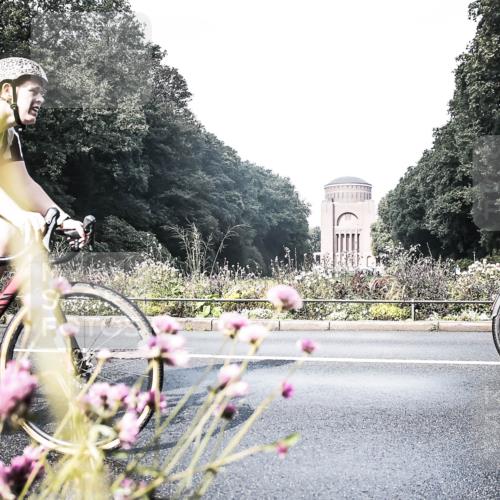 13.09.2026 - Stadtparktriathlon H.Heesch http://msf.ph/oto/10272646 13.09.2026 10:41:41 Radfahren 368, 431, 478, 554, 586 meine-sportfotos.de