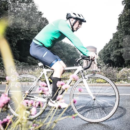 13.09.2026 - Stadtparktriathlon H.Heesch http://msf.ph/oto/10272661 13.09.2026 10:41:45 Radfahren 431, 478, 583, 586 meine-sportfotos.de