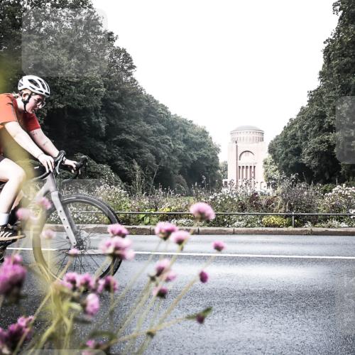 13.09.2026 - Stadtparktriathlon H.Heesch http://msf.ph/oto/10272670 13.09.2026 10:41:54 Radfahren 283, 562 meine-sportfotos.de