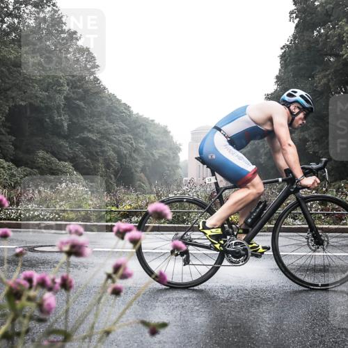 13.09.2026 - Stadtparktriathlon H.Heesch http://msf.ph/oto/10272680 13.09.2026 09:13:31 Radfahren 20, 32, 92, 141 meine-sportfotos.de