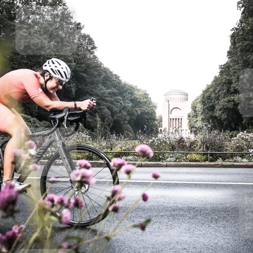 13.09.2026 - Stadtparktriathlon H.Heesch http://msf.ph/oto/10272685 13.09.2026 10:42:06 Radfahren 421, 447 meine-sportfotos.de