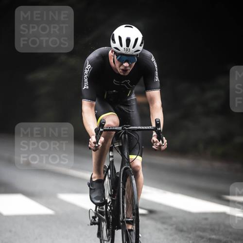 13.09.2026 - Stadtparktriathlon H.Heesch http://msf.ph/oto/10272712 13.09.2026 08:57:43 Radfahren 72, 86, 103 meine-sportfotos.de