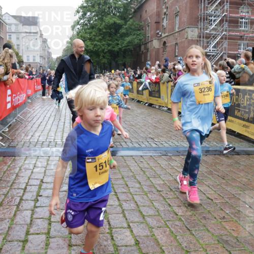 13.09.2026 - Kiel Lauf Yannick Fuchs http://msf.ph/oto/10272714 13.09.2026 08:35:30 Ziel 434, 865, 1216, 1308, 1691, 2018, 2207, 2582, 2652, 3144, 3160, 4381, 4418, 4695, 4990, 5090, 5583, 5607, 5880, 6708, 6833, 7628, 8009, 8340, 8369, 8451, 8539, 8815, 8823, 8988, 9009, 9228, 9950, 10081, 10294, 10858, 10958, 11247, 11307, 11375, 11844, 11918, 12505, 192, 230, 242, 717, 729, 756, 782, 809, 1010, 1116, 1148, 1269, 1764, 2005, 2071, 2495, 2643, 2715, 2736, 2774, 2917, 2987, 4695, 4696, 5066, 5076, 5091, 5416, 5581, 6503, 6595, 165 meine-sportfotos.de