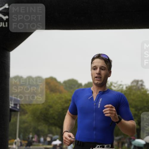 13.09.2026 - Stadtparktriathlon Patografie http://msf.ph/oto/10272733 13.09.2026 12:41:29 Ziel 886, 945 meine-sportfotos.de