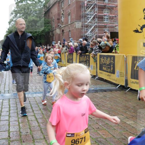 13.09.2026 - Kiel Lauf Yannick Fuchs http://msf.ph/oto/10272734 13.09.2026 08:35:31 Ziel 434, 865, 1216, 1308, 1691, 2018, 2207, 2582, 2619, 2652, 3144, 3160, 3556, 4030, 4381, 4418, 4990, 5090, 5583, 5880, 6833, 7628, 8009, 8340, 8539, 8815, 8823, 8988, 9009, 9228, 9950, 10081, 10294, 10858, 10958, 11247, 11307, 11375, 11844, 11918, 12505, 192, 230, 242, 717, 756, 782, 809, 1010, 1116, 1148, 1269, 1764, 2005, 2071, 2495, 2582, 2643, 2715, 2736, 2774, 2917, 2987, 4418, 4695, 4696, 4990, 5066, 5076, 5091, 5416, 5581, 6503, 6595, 165 meine-sportfotos.de