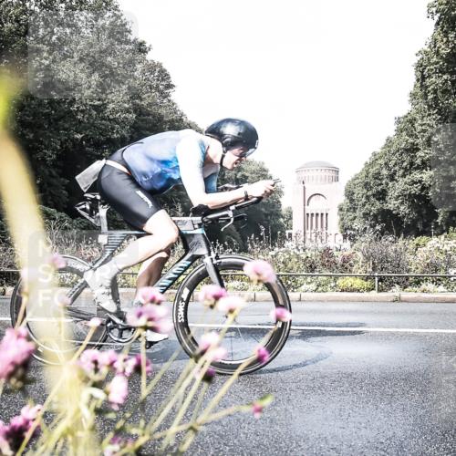 13.09.2026 - Stadtparktriathlon H.Heesch http://msf.ph/oto/10272744 13.09.2026 10:42:55 Radfahren 276, 380, 444, 542 meine-sportfotos.de