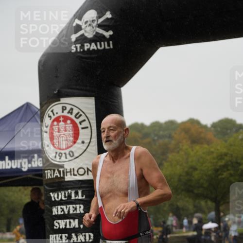 13.09.2026 - Stadtparktriathlon Patografie http://msf.ph/oto/10272752 13.09.2026 12:41:34 Ziel 886, 945 meine-sportfotos.de