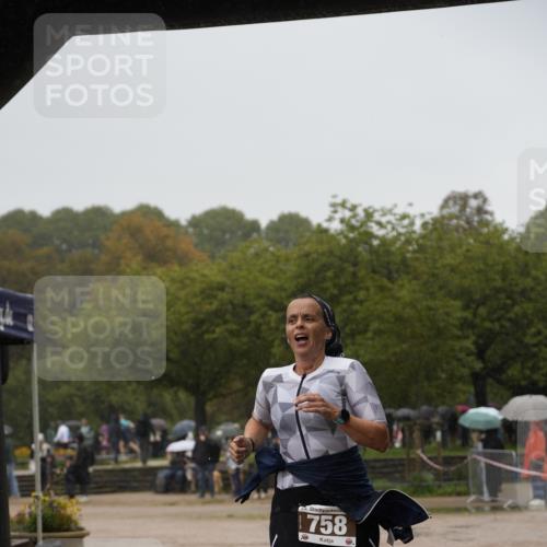 13.09.2026 - Stadtparktriathlon Patografie http://msf.ph/oto/10272766 13.09.2026 12:41:53 Ziel 758, 1021 meine-sportfotos.de