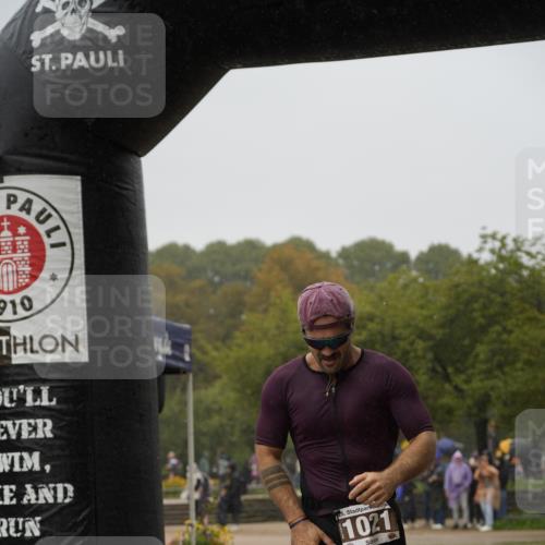 13.09.2026 - Stadtparktriathlon Patografie http://msf.ph/oto/10272795 13.09.2026 12:41:59 Ziel 758, 1021 meine-sportfotos.de